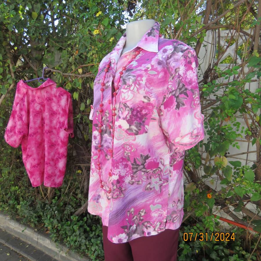Smart textured cotton top in pink/lilac with white sheer patterns, One pocket.By BIG GOLF size 38.