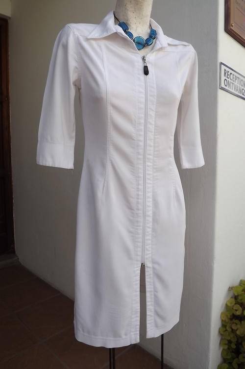 White Zipped Front Dress by LA Jeans Co-size 8/32-3 quarter sleeves-100% Poly-used but good cond