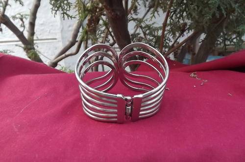 Pretty Wide Metal Bangle - hinge for closing & opening - unique style