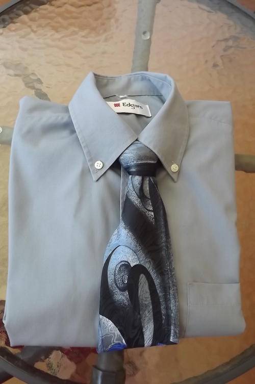 Classic Grey Edgars Shirt with Long Sleeves in size Small+Matching Tie by Pierre Cardin Paris-as new