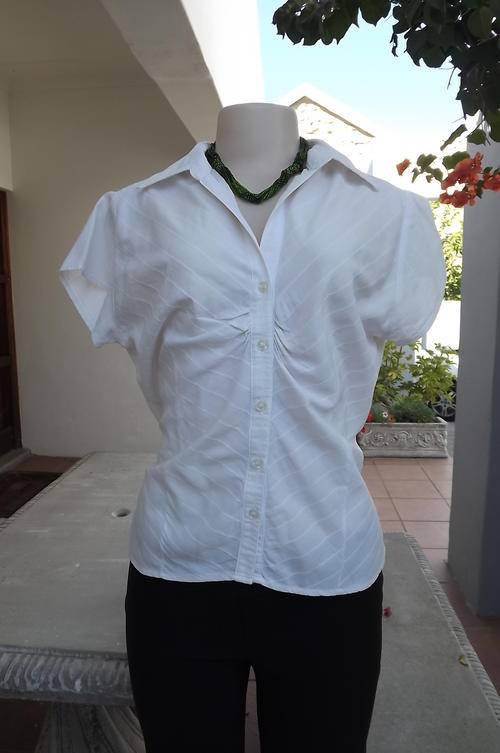 Off White Cap Sleeve Blouse in Polycotton in size 12/36 - used but still in good condition