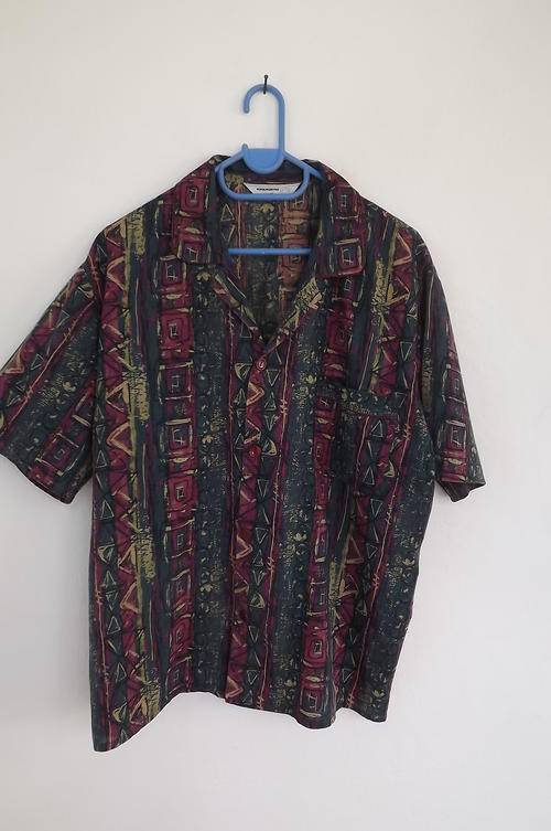 Pyjama Shirt in Graphic Design - Green & Burgundy Colours from Woolworths size Medium - good cond