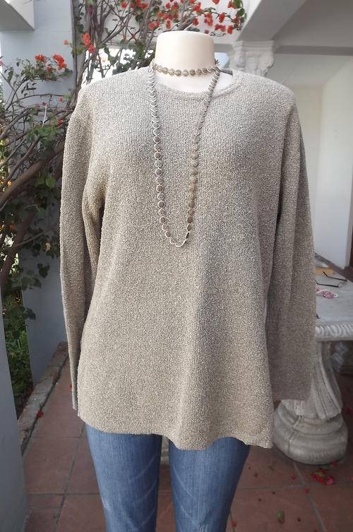 Comfortable Beige Viscose & Acrylic Knitted Top in size 16/40 - very good condition