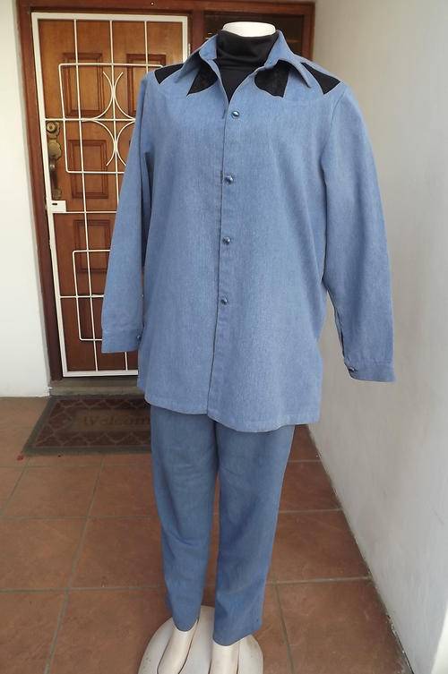 Something Different! Ladies 2 Piece Pants suit in Denim with Black Lace Decor by Piko in size 14/40