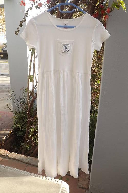 Worldwide Wear Pure Cotton White Dress for 13 yr old by Woolworths- chest 84cm - as new