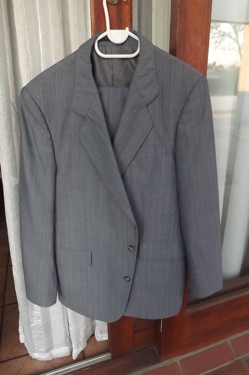 Blue/Grey Men's Suit by Lancetti Uomo in size 38-size6 printed on pants & jacket-very good condition