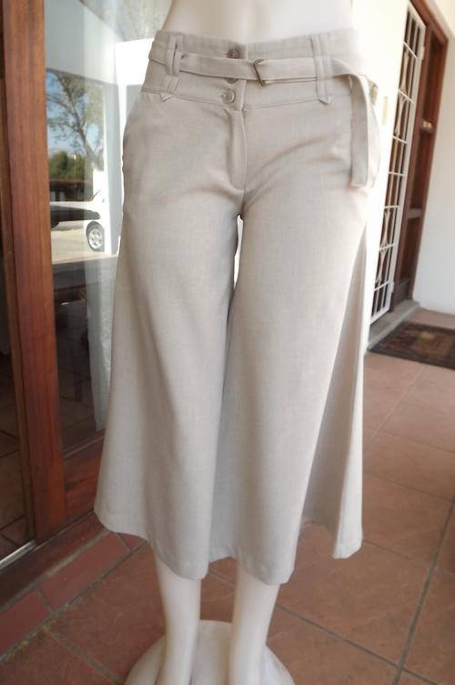 Beige Wide Cut Leg Cropped Pants in wash & wear polyester in size 8/32 from Legit - No stretch
