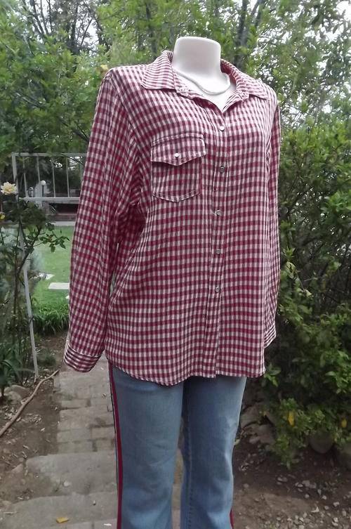 Pretty Red & White Rayon/Polyester Blend Shirt in small check pattern in size 12/38 by Outback Red