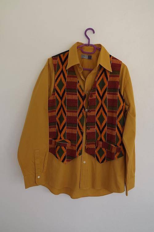 Men's waistcoat in Graphic design-mustard,green,maroon,black.Size Medium-Chest 100cm.New condition