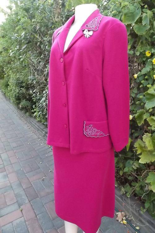 Beautiful cerise pink 2piece Ruca skirt and jacket outfit.Size 40/16 by Wolpe Fashion Holdings.