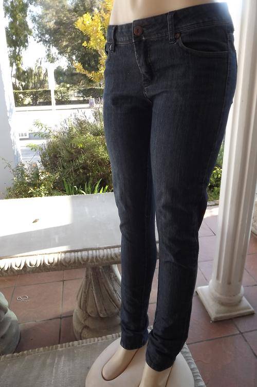 Sexy modern RE skinny jeans in size 37/13.68% Cotton,30% Polyester and 2% spandex.23cm Rise.Good con