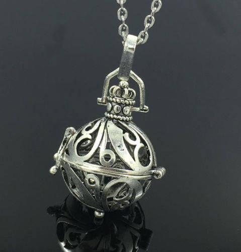Essential Oil Aromatherapy  Locket Necklace!! STUNNING DESIGN** ( SPECIAL CRAZY WED LOW SHIPPING)