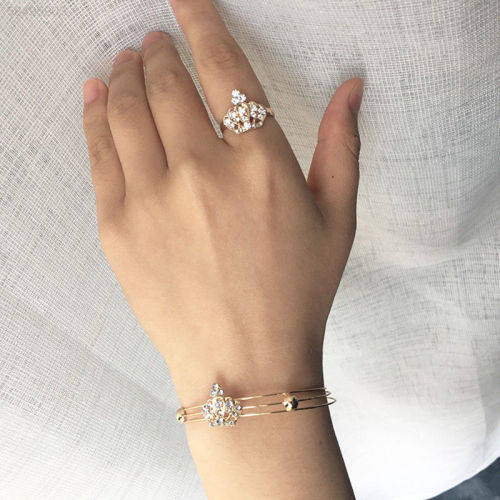 Crown design rose gold 4 piece set !!!.. LOWEST SHIPPING