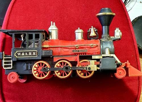 VINTAGE GREAT WESTERN W.& A.R.R. STEAM LOCOMOTIVE . 32 CM LONG.