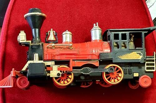 VINTAGE GREAT WESTERN W.& A.R.R. STEAM LOCOMOTIVE . 32 CM LONG.