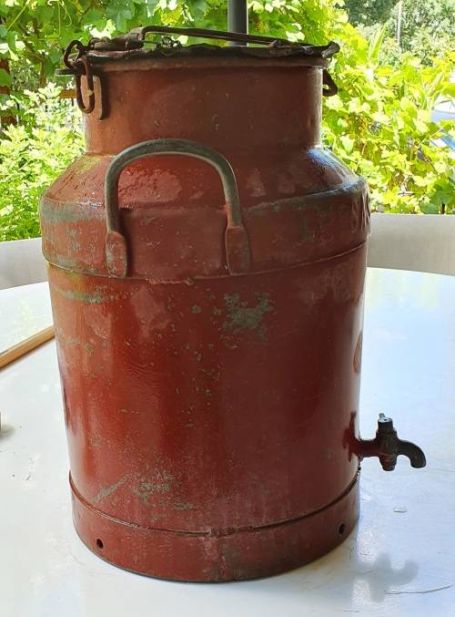SAR / SAS 1930   40 L CONDUCTORS WATER CAN WITH BRASS TAP.