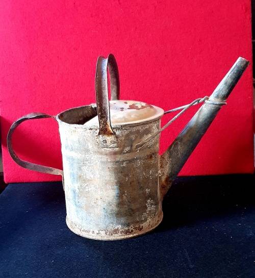 ANTIQUE WORKSHOP 1 GALLON OIL POUR  CAN . 1920s