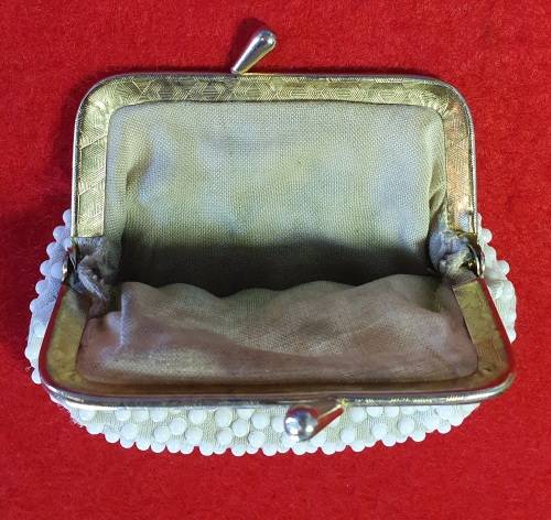 ANTIQUE BEADED LADIES PURSE