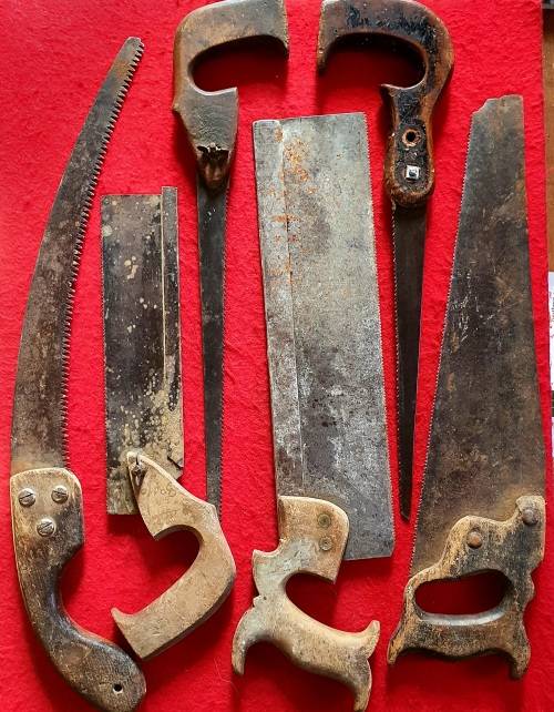 ANTIQUE MIX LOT WOOD SAWS !! SCARCE FIND !! 6X . ALL ORIGINAL HANDLES.