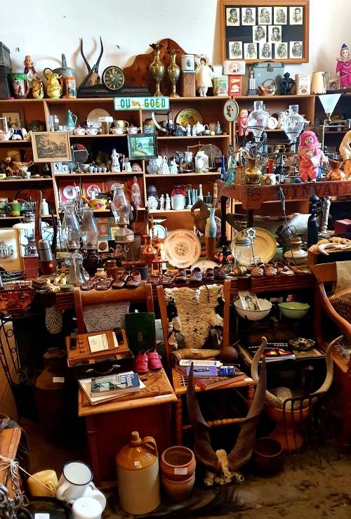 NEXT HUGE AUCTION 31 AUG !! 70 LOTS @ R1.00 STARTING!!!! (PAARDEKRAAL EEUFEES EENDRAGT MAAKT MAGT.)