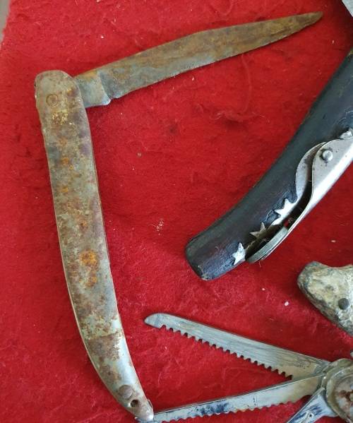 10 X VINTAGE TO ANTIQUE  FOLDING KNIFE COLLECTION. RESTOURATION JOB