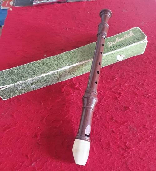 VINTAGE DOLMETSCH RECORDER IN BOX !! BLOKFLUIT.