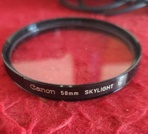 CANON EOS 10D CAMERA WITH ZOOM LENS EF 28-80MM . 58MM. PLUS BAG ETC.