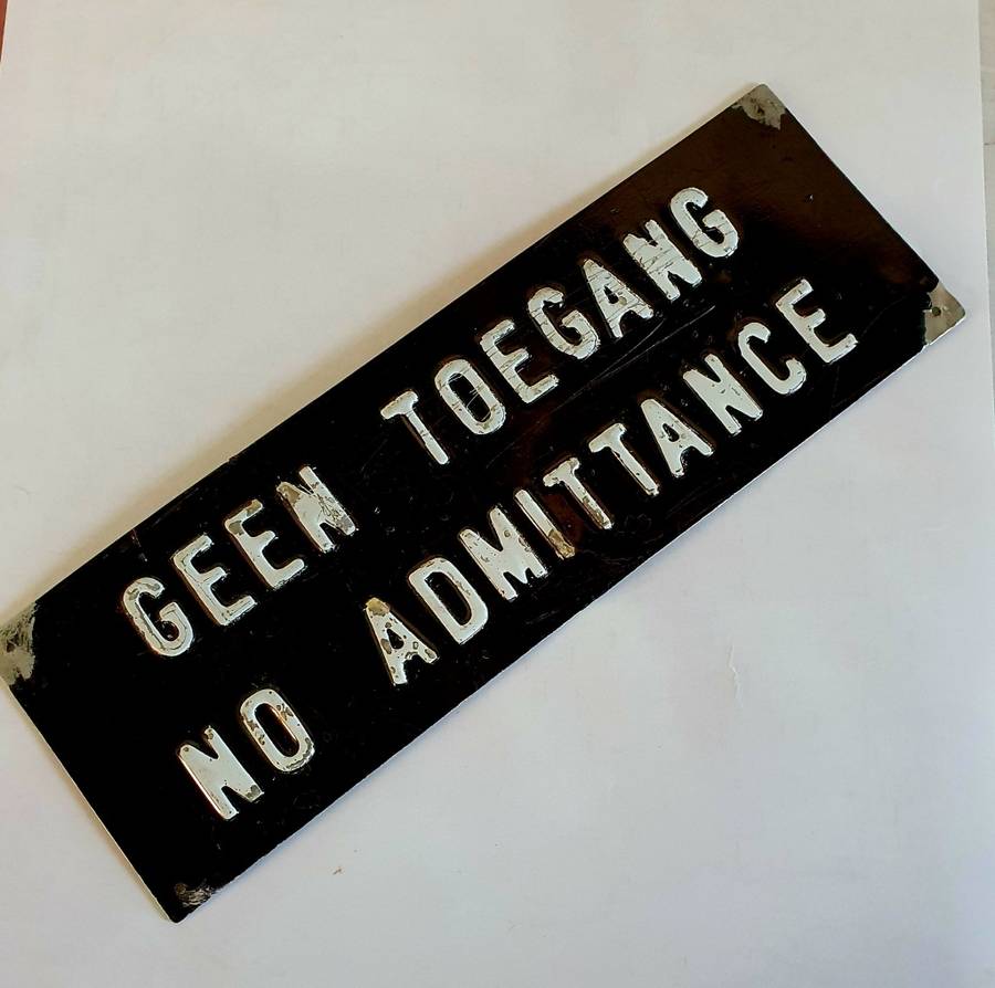 130 X MORE ITEMS ON SAME AUCTION !!VINTAGE SOLID THICK METAL PLATE SIGN.