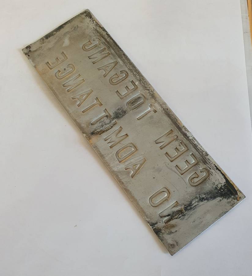 130 X MORE ITEMS ON SAME AUCTION !!VINTAGE SOLID THICK METAL PLATE SIGN.