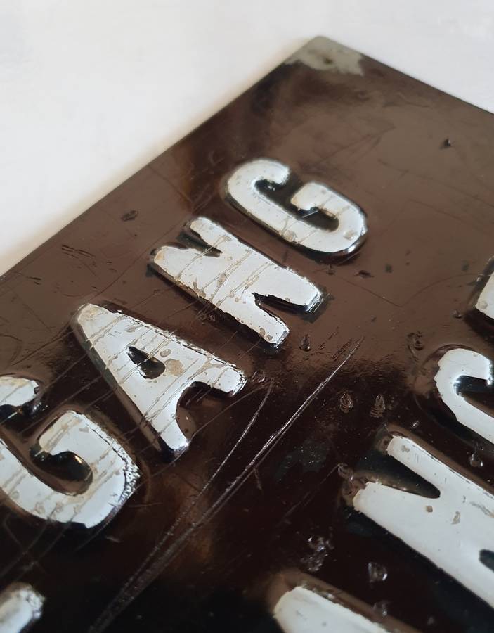 130 X MORE ITEMS ON SAME AUCTION !!VINTAGE SOLID THICK METAL PLATE SIGN.