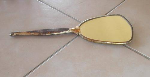 ANTIQUE HAND MIRROR. EARLY 1900s. WITH ORIGINAL MIRROR!!