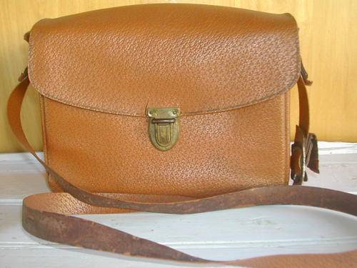 ANTIQUE LEATHER LIKE HAND BAG!!! STUNNING FIND!!!