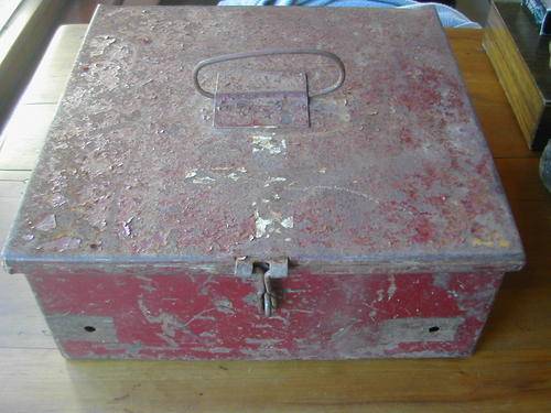 ANTIQUE METAL MONEY BOX 1920s!!! COLLECTORS DREAM!!