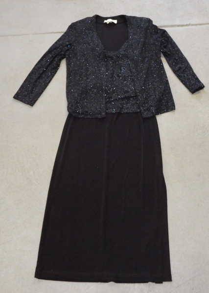Ronni Nicole evening dress with long sleeve top - Very beautiful
