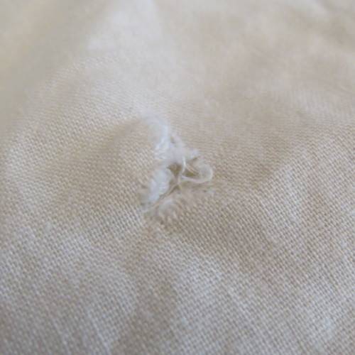 Vintage handmade and embroidered tablecloth - Small hole, but good condition - Size 203 x 155 cm