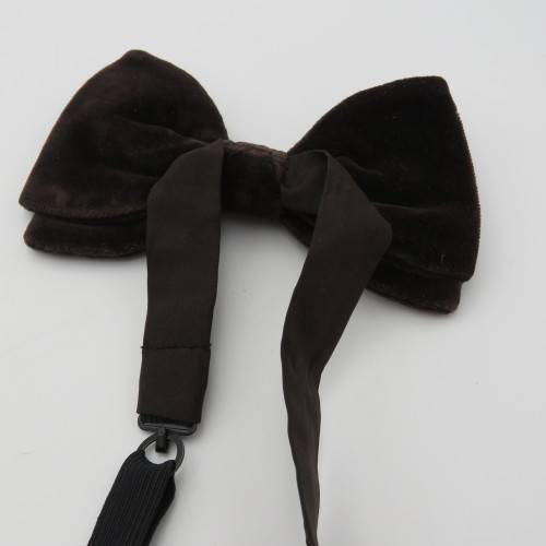 Dark brown bow tie