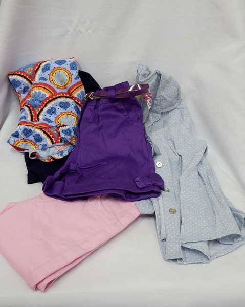 Lot of 5 New 4/5 years girls clothes including a pair of 2/3 years jeans