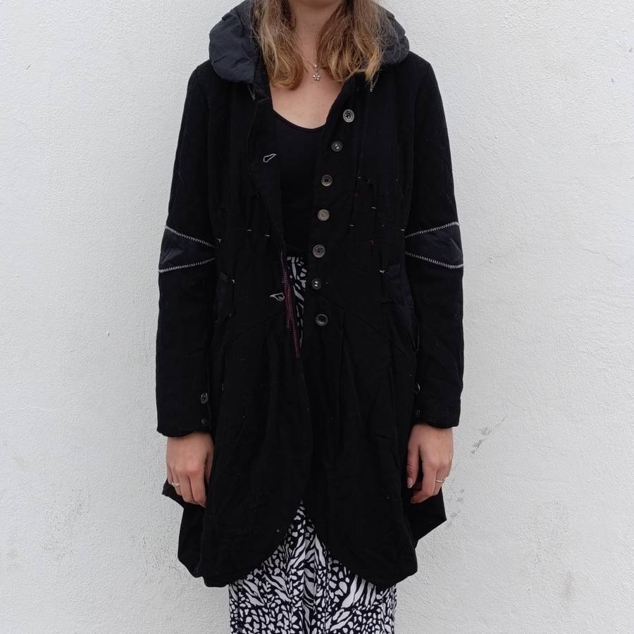 Black puffed jacket beautiful stitching with different colours size: Small lined