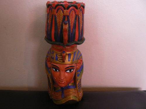 THIS BARGAIN DO NOT MISS OUT ON VINTAGE EGYPZEN    EXELLENT