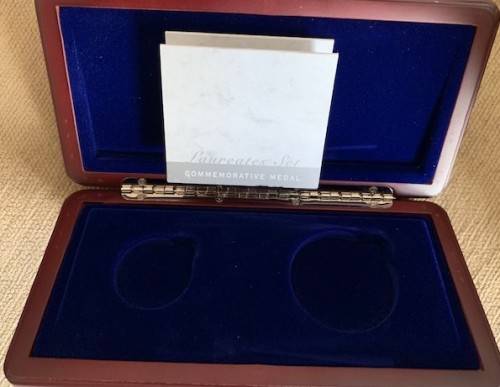 Beautiful Mandela  Nobel Laurette set Mint of Norway box ONLY .Fits 2 coins