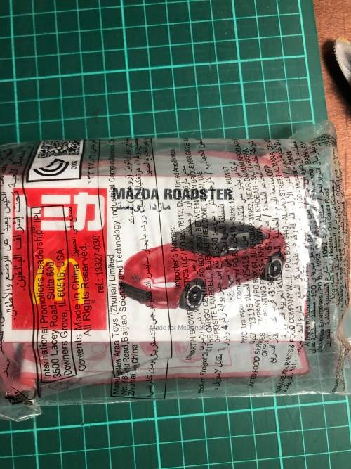 Tomica Mazda Roadster and Nissan GTR