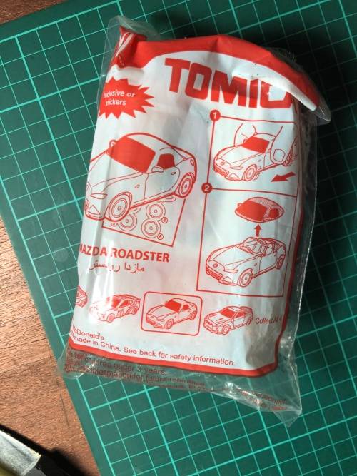 Tomica Mazda Roadster and Nissan GTR