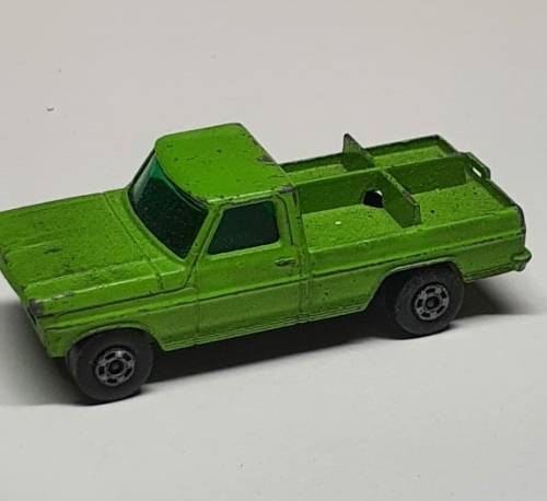 Matchbox Kennel Truck