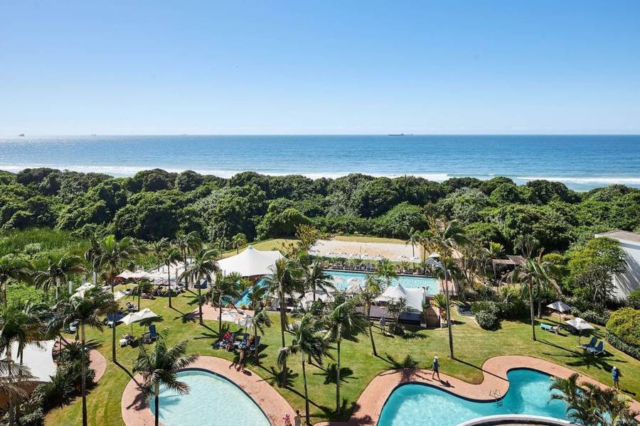 Breakers Resort 18-23 March 2024 (5 nights )Studio 2 adults 2 kids