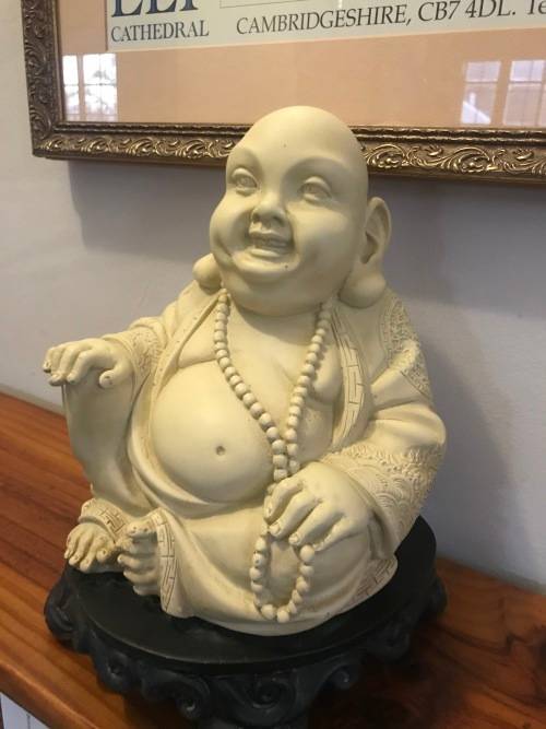 Large Heavy (3.7kg)  SEATED BUDDAH on black footed plinth : Good Condition