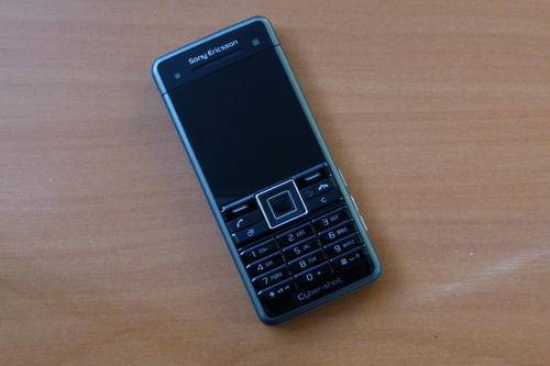Sony Ericsson C902 James bond Edition