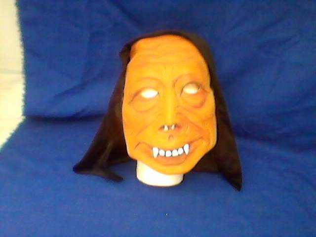 HALLOWEEN MASK