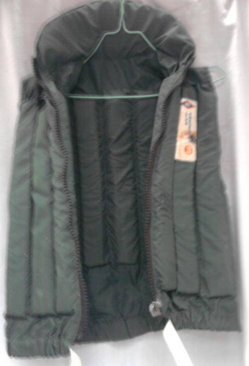 GREEN LIFE PRESERVER ZIPS NEEDS TO BE REPLACED