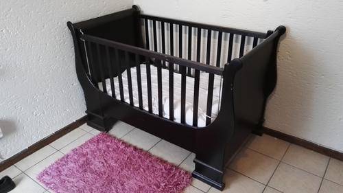 Sleigh Cot