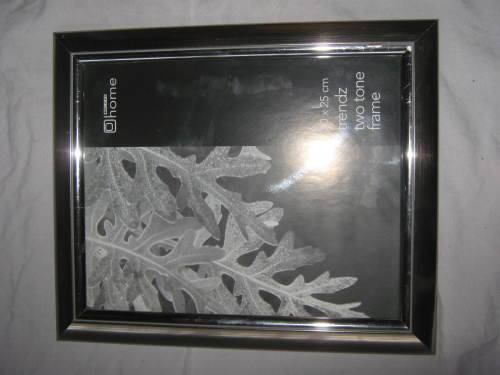 CHROME PHOTO FRAME